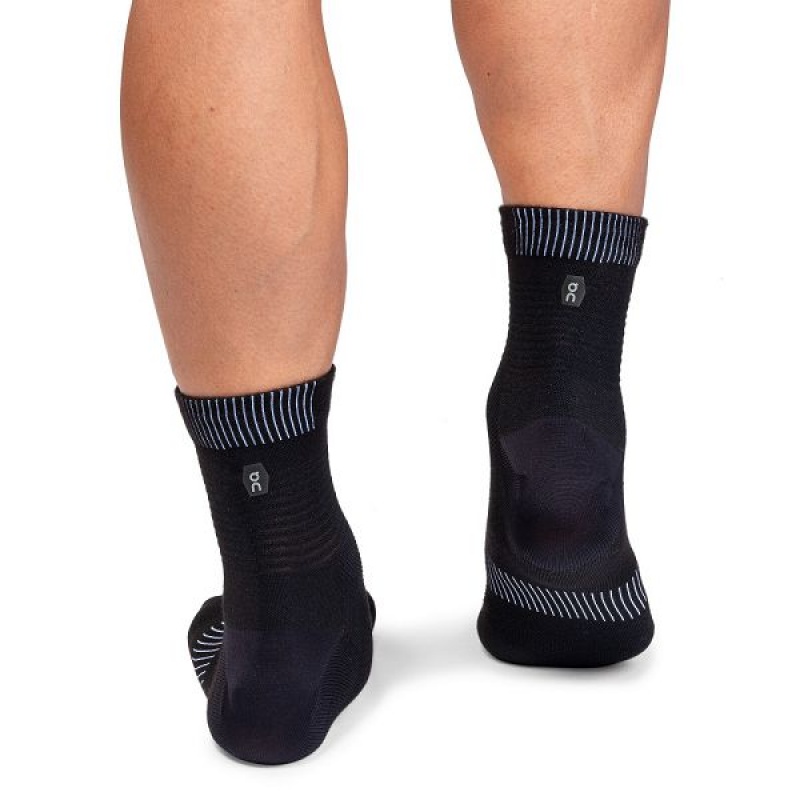 Black / White Men's On Running Ultralight Mid Socks | 1963425_PH