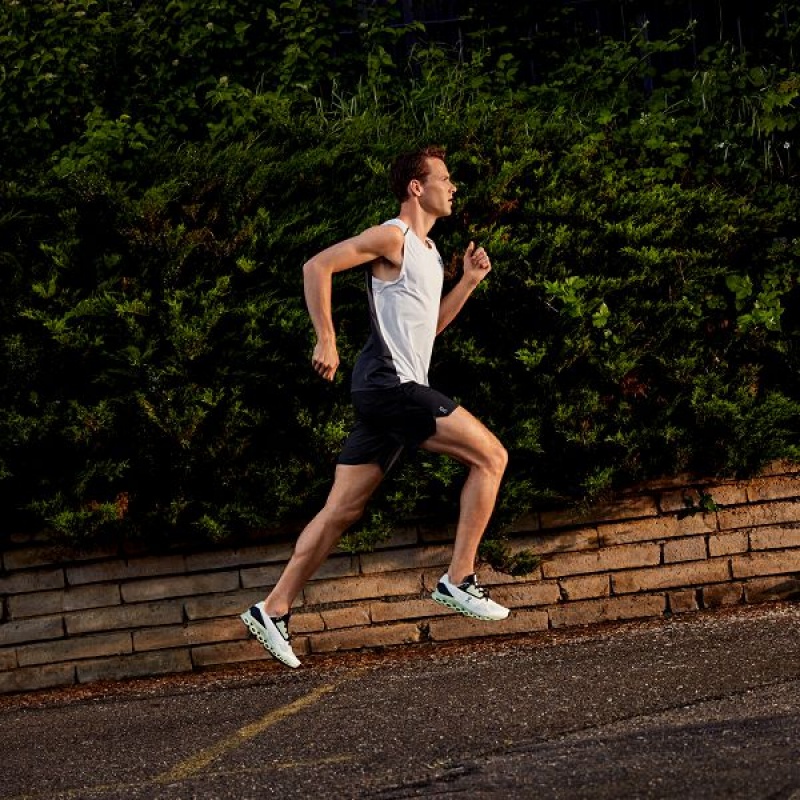 White / Black Men's On Running Cloudstratus 2 Road Running Shoes | 931572_PH