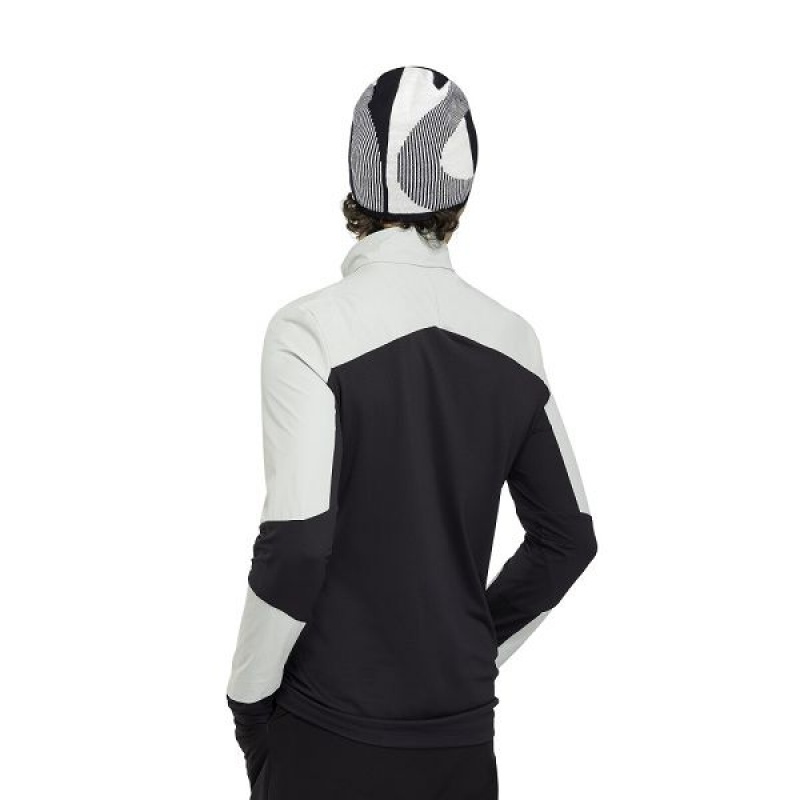 White / Black Men's On Running Explorer Merino Beanie | 7635982_PH