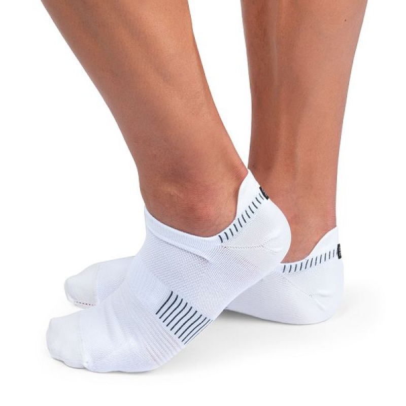 White / Black Men\'s On Running Ultralight Low Socks | 3751496_PH